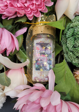 Load image into Gallery viewer, Geranium and Rose Bath Salts 4oz Close up with bag
