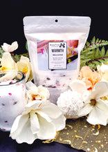 Load image into Gallery viewer, Vanilla and Vetiver Bath Salts 27oz