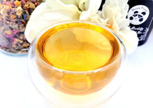Load image into Gallery viewer, Loose Leaf Tea Chamomile and Mint Poured