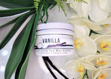 Load image into Gallery viewer, Soy Wood Wick Vanilla Candle 6oz