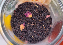 Load image into Gallery viewer, Loose Leaf Tea Fig and Lemon Close Up
