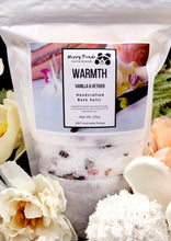 Load image into Gallery viewer, Vanilla and Vetiver Bath Salts 27oz Close up
